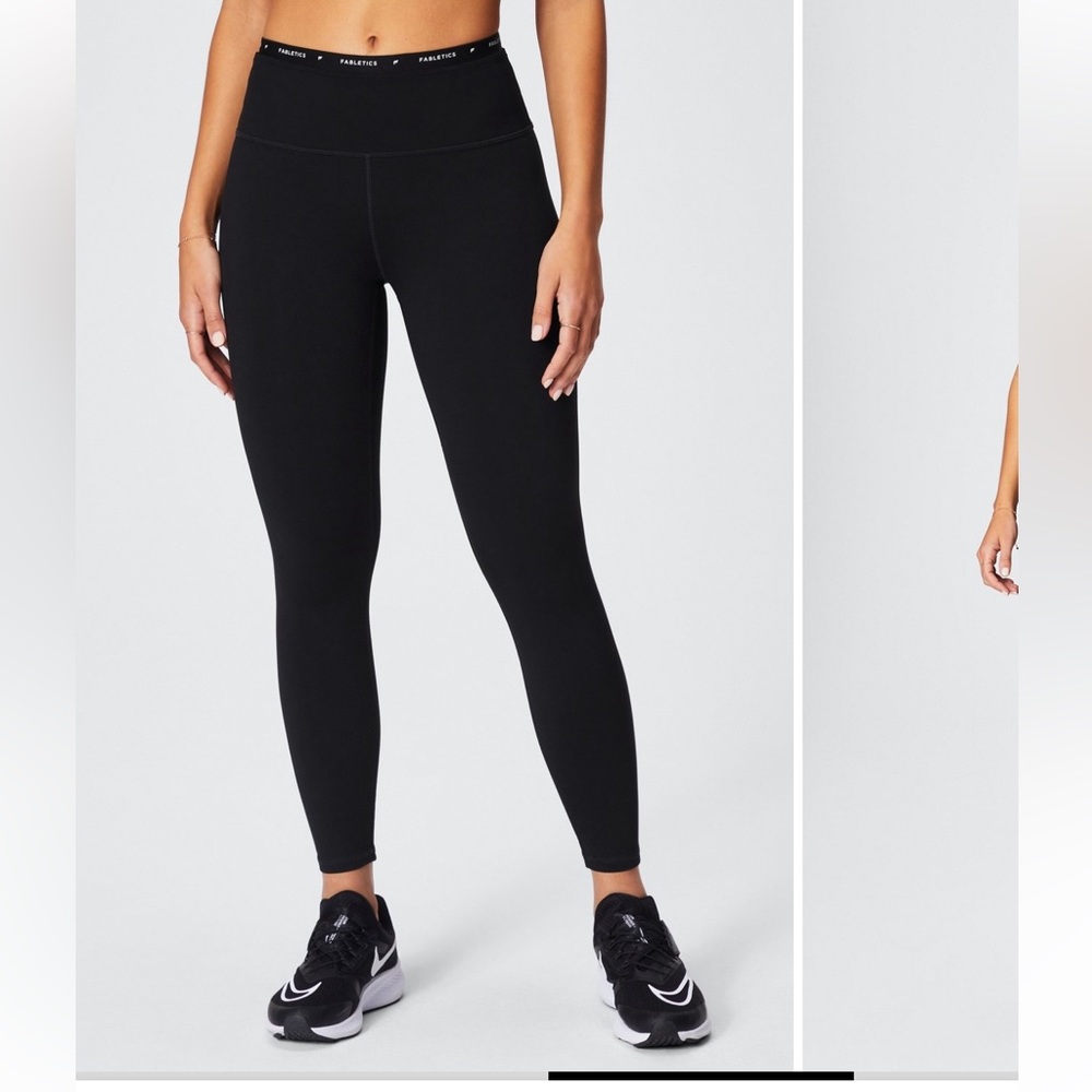 Fabletics Define Powerhold High-Waisted 7/8 Logo Leggings
